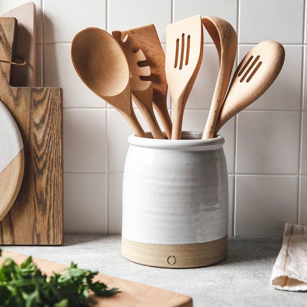 Kitchen Gadgets & Utensils